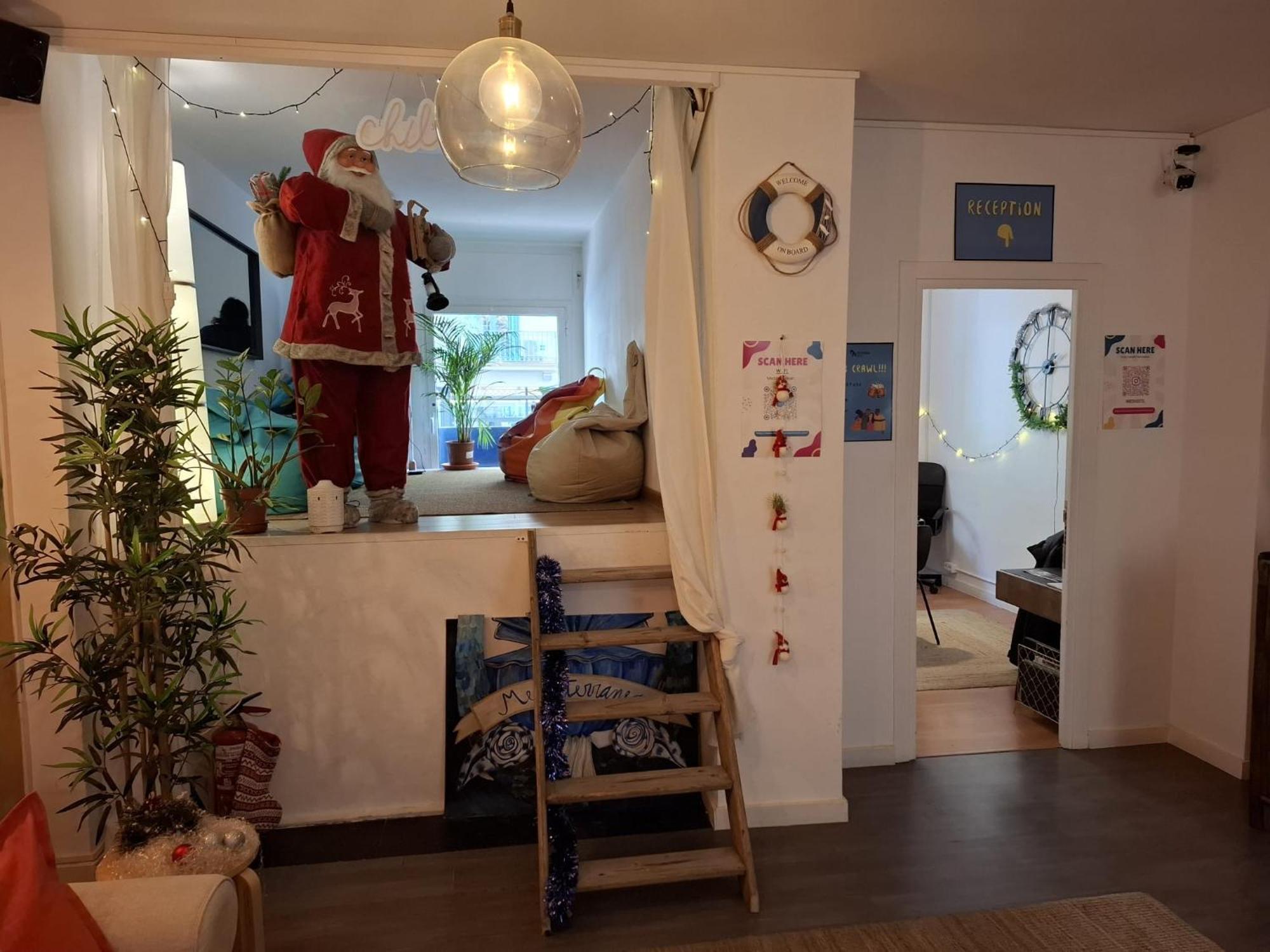 Mediterranean Hostel Барселона Екстер'єр фото