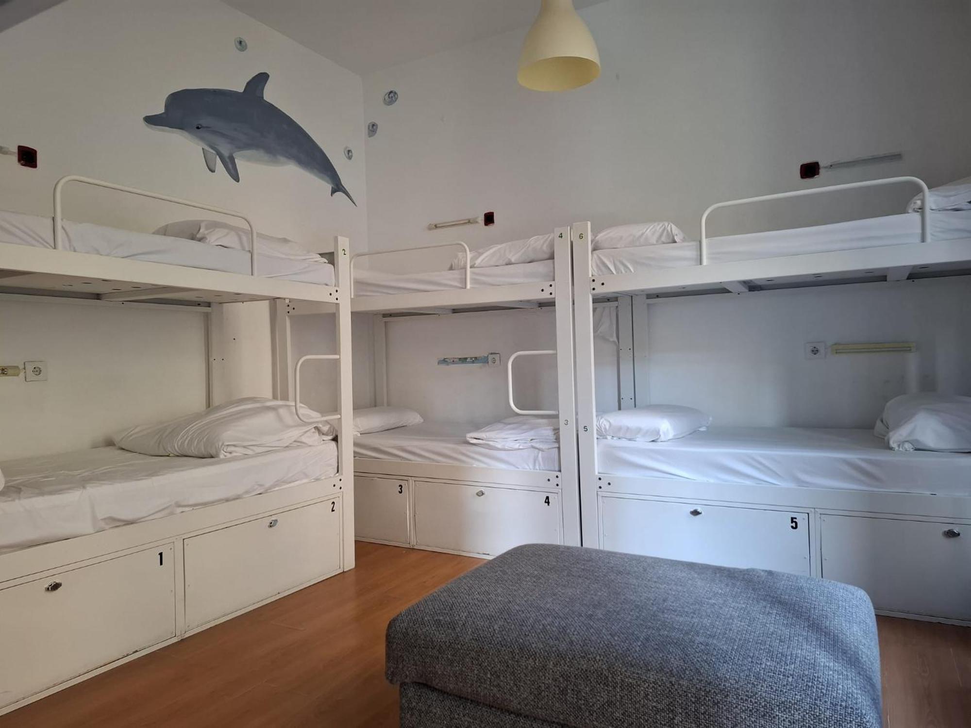 Mediterranean Hostel Барселона Екстер'єр фото